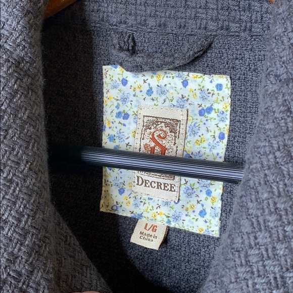 Decree Sweater Blazer - Picture 2 of 4